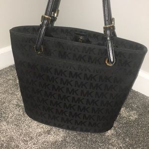 Michael Kors Jet Set Medium